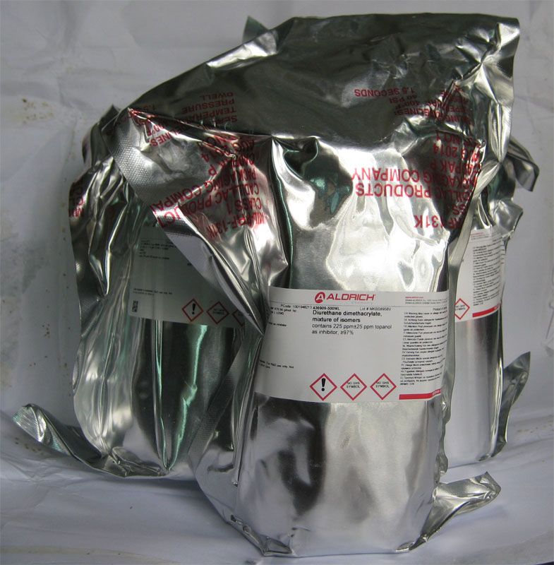 Diurethane dimethacrylate, mixture of isomers图片