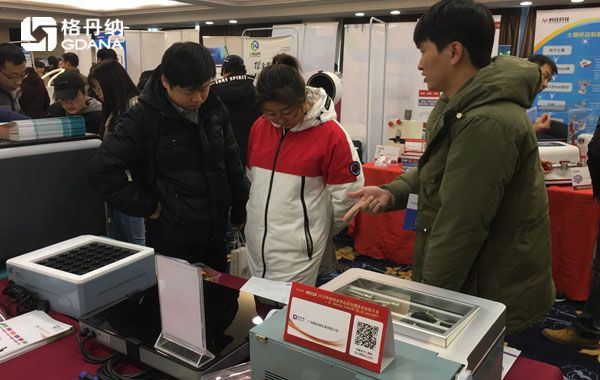陶瓷加热板交流现场