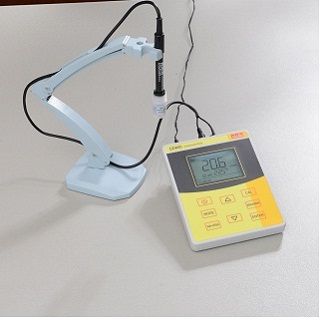 CD400标准型台式电导率仪图片