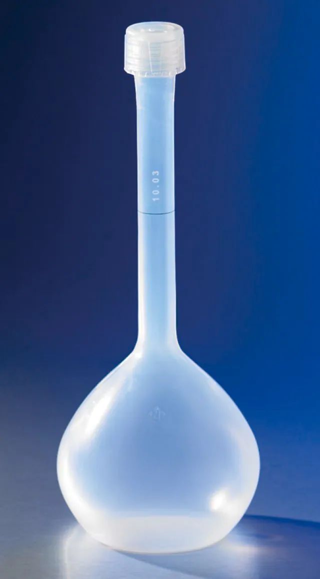 Corning<sup>®</sup> reusable volumetric flask, Class A