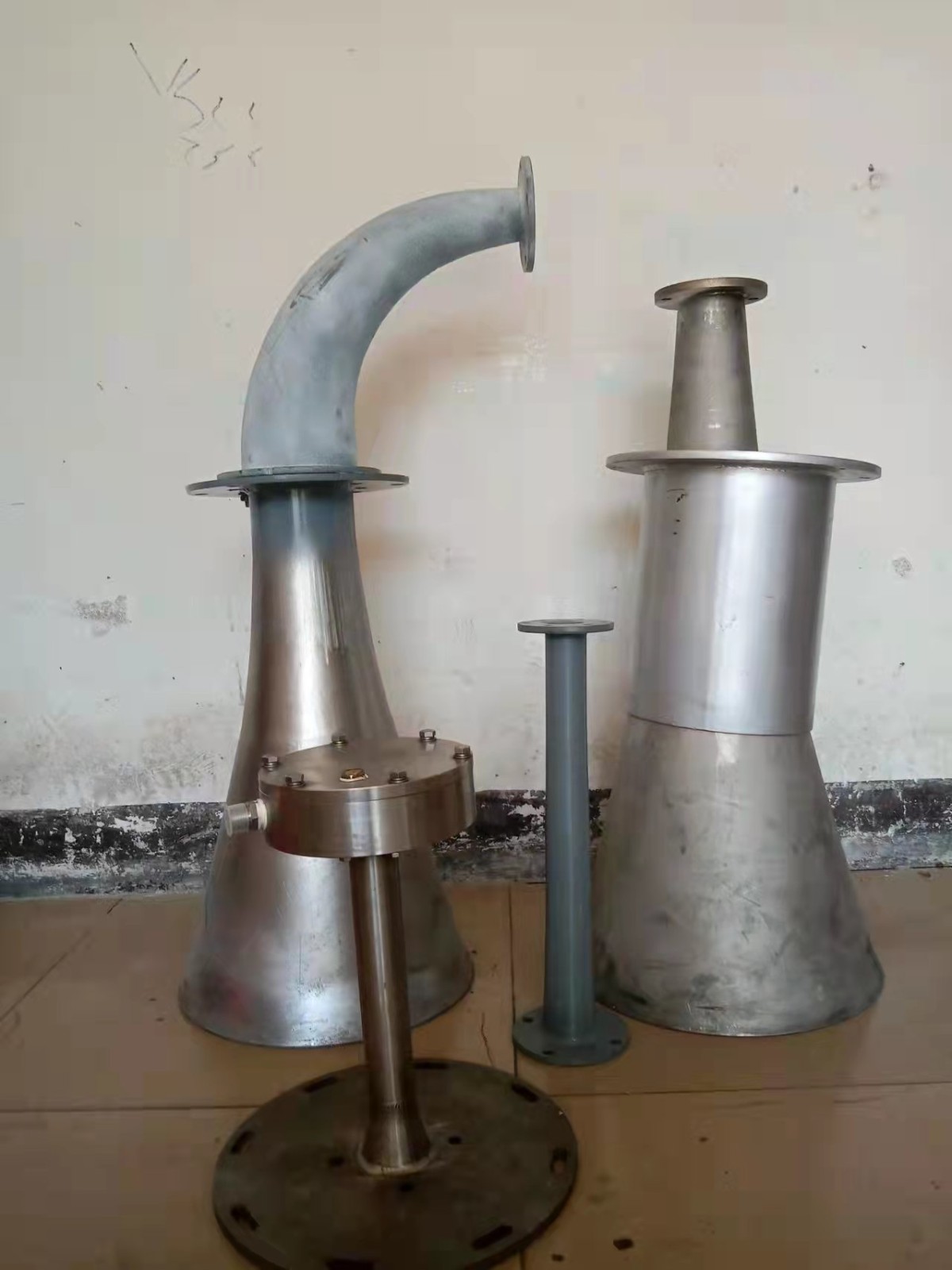 膜片式声波吹灰器图片