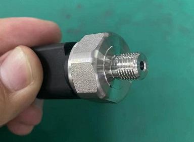 压力传感器外螺纹通气口