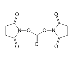 N,N'-Disuccinimidyl Carbonate