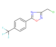 3-(Chloromethyl)-5-[4-(trifluoromethyl)phenyl]-1,2,4-oxadiazole