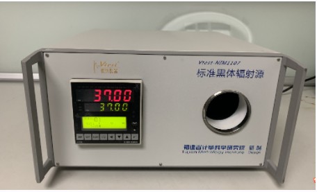 Vtest-1107标准黑体辐射源(红外体温筛检仪校准装置)图片