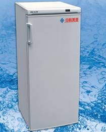DW-YL270低温冰箱图片