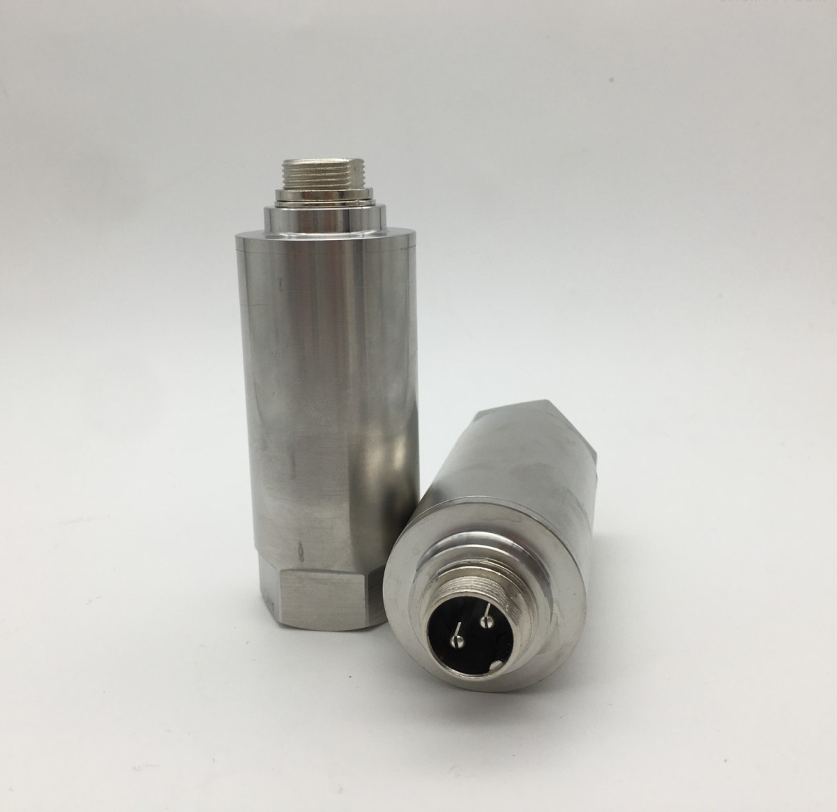 一体化振动变送器HZ8505-09-22-08-2-04-00图片