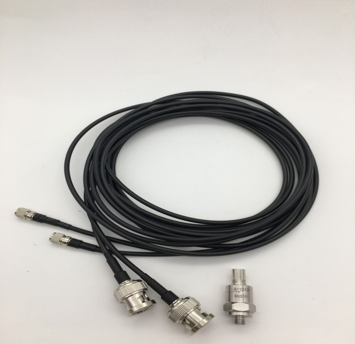A11D10压电加速度传感器图片