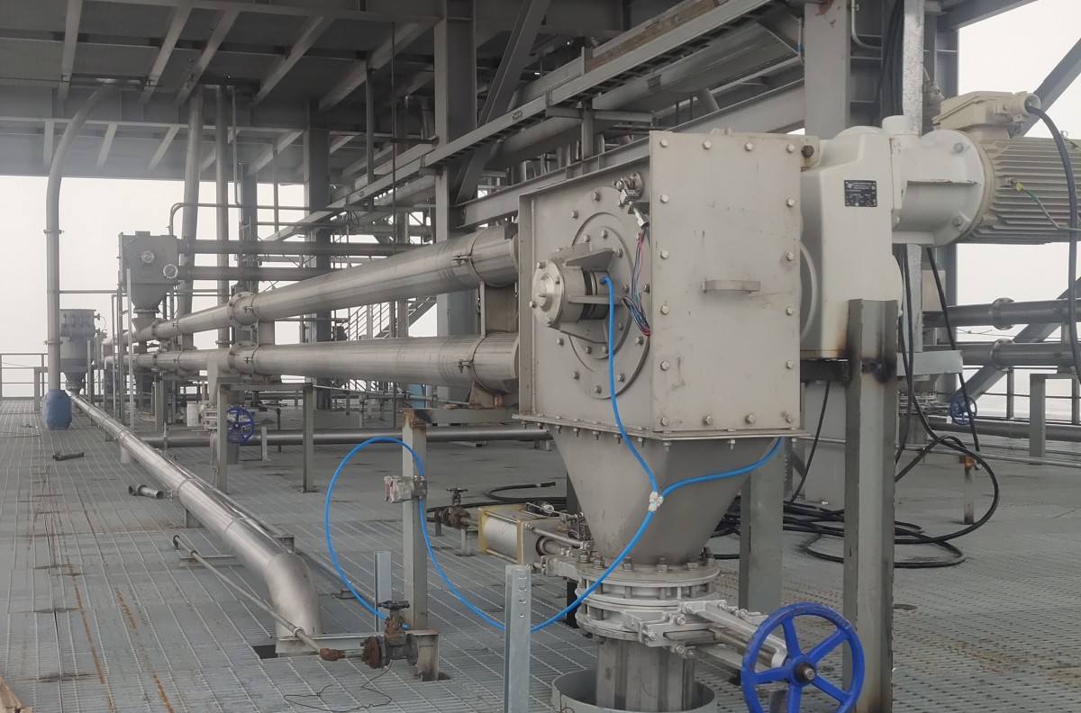 TCC-270管链输送机图片