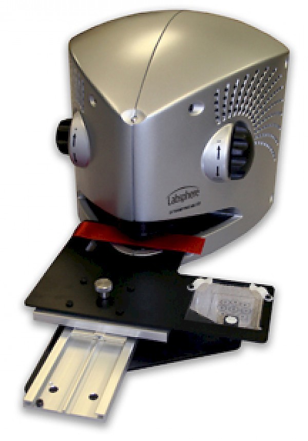 UV-2000F纺织品紫外透过率分析仪图片