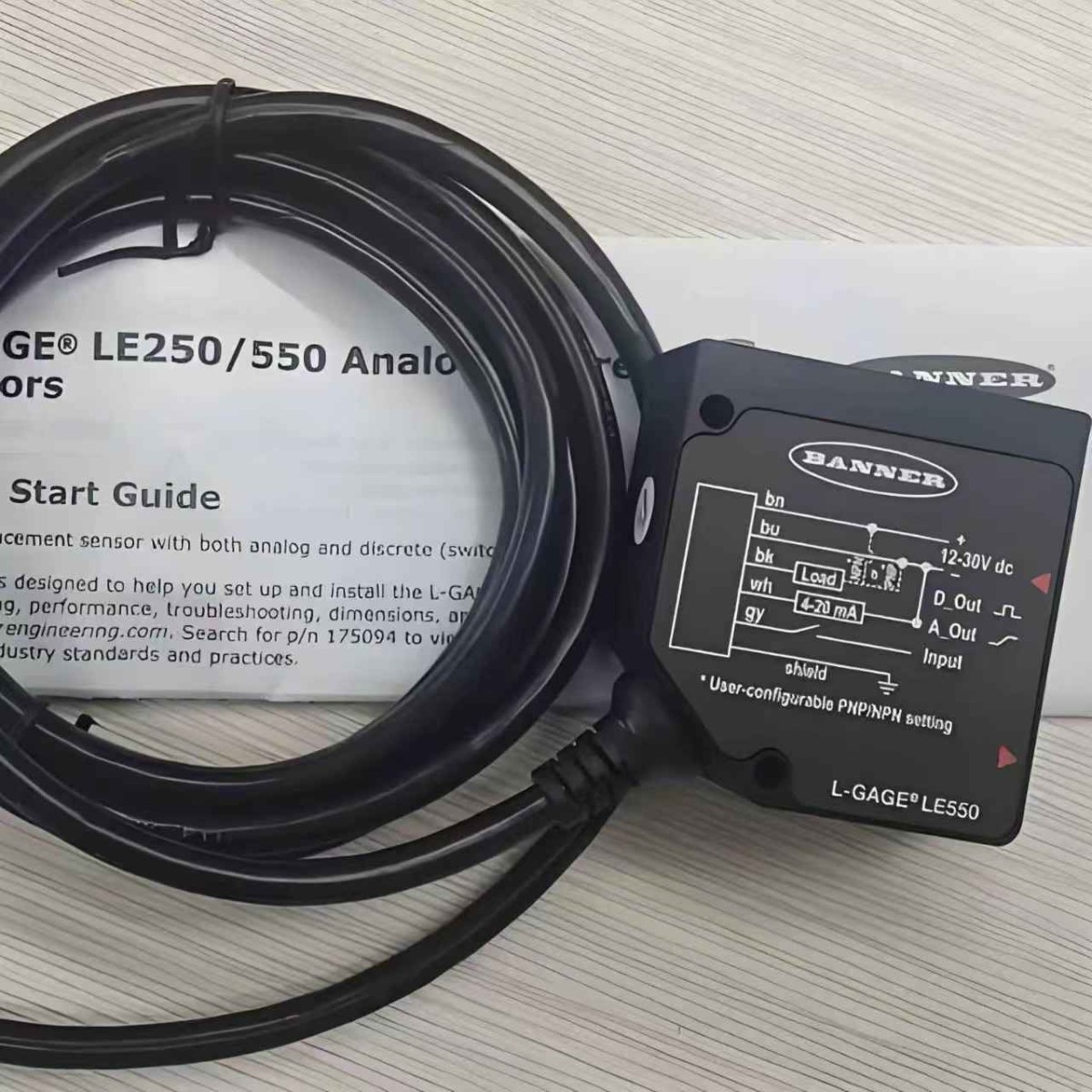 Q12AB6FF50微型一体式传感器图片