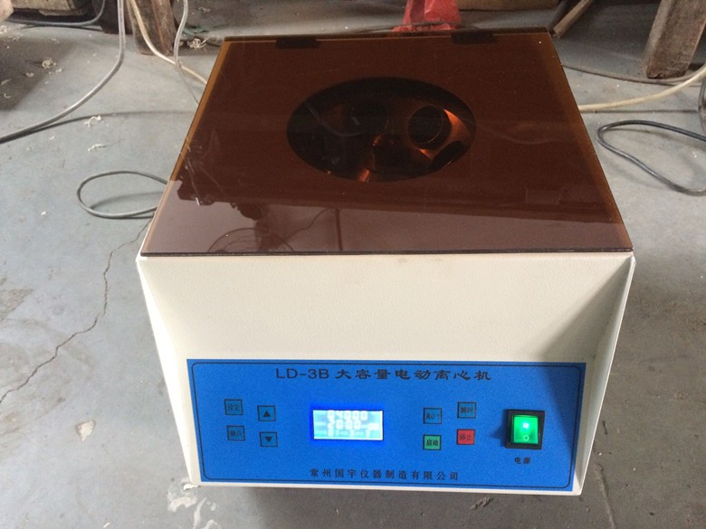 LD-3B型数显大容量电动离心机图片