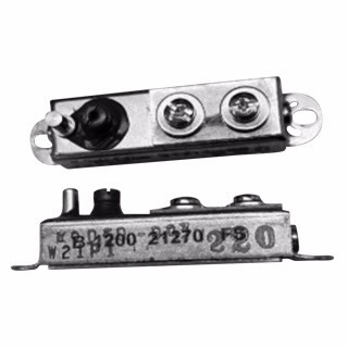 柱温箱,上层开关,设置为220°F (104°C),用于HS-32扩散泵图片