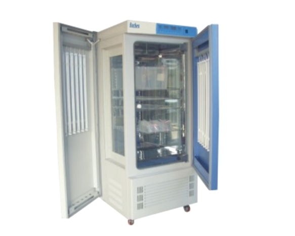 博珍KRQ-450H人工气候箱展示图